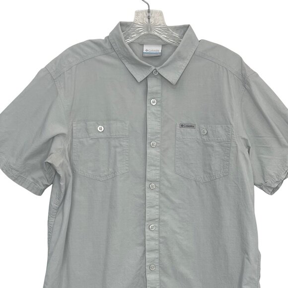 Columbia Short Sleeve ButtonUp Shirt Mens Medium Light Blue - Picture 3 of 7